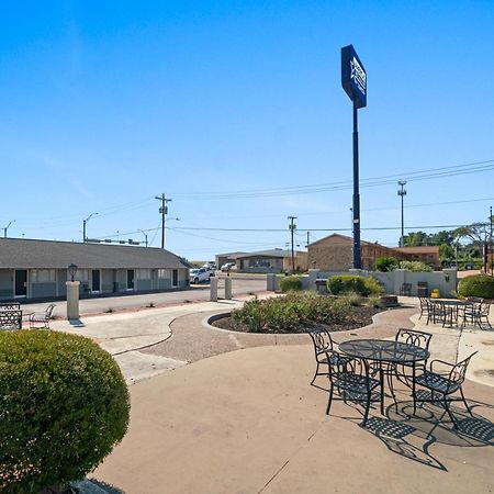 Americas Best Value Inn & Suites Brenham Extérieur photo