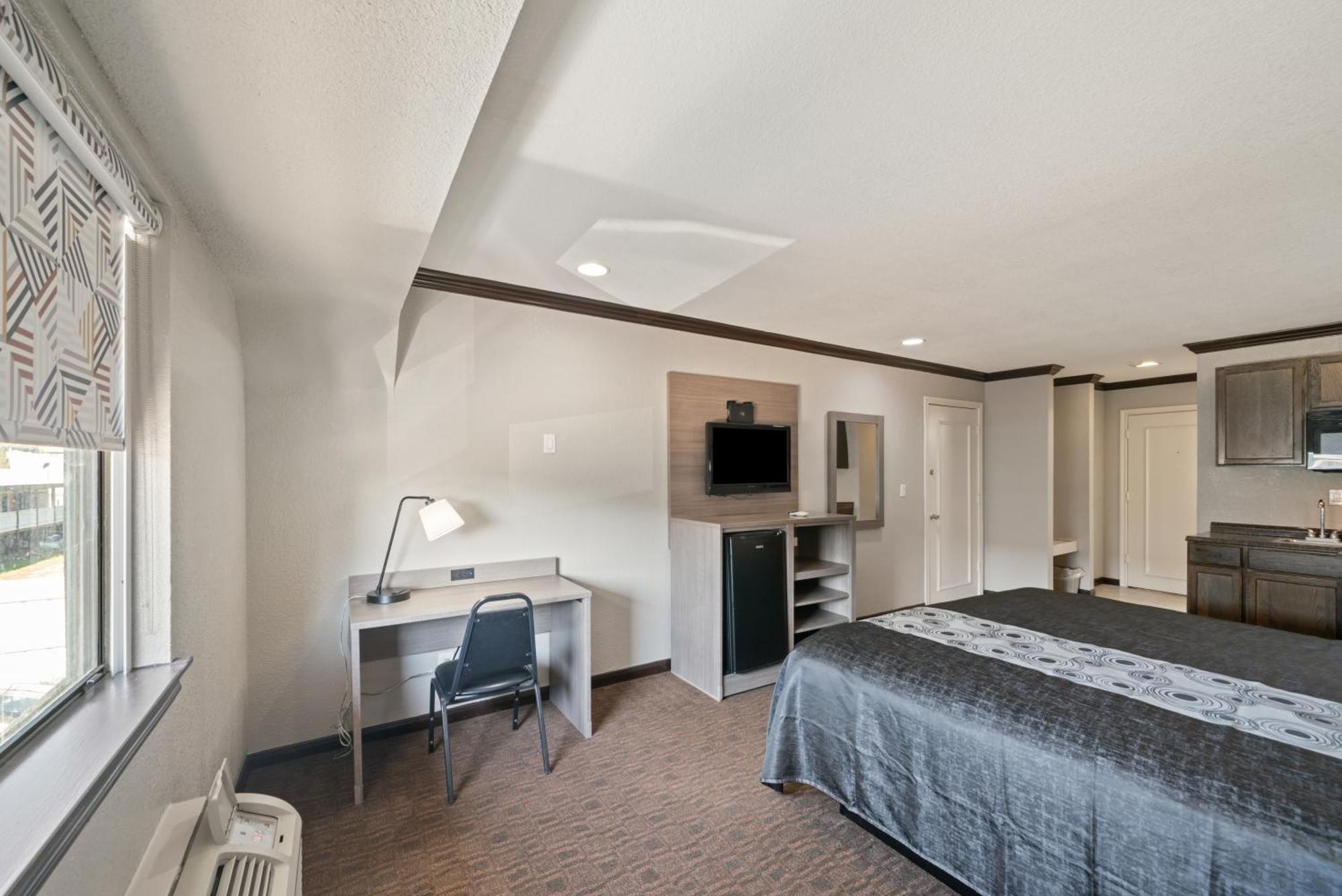 Americas Best Value Inn & Suites Brenham Extérieur photo