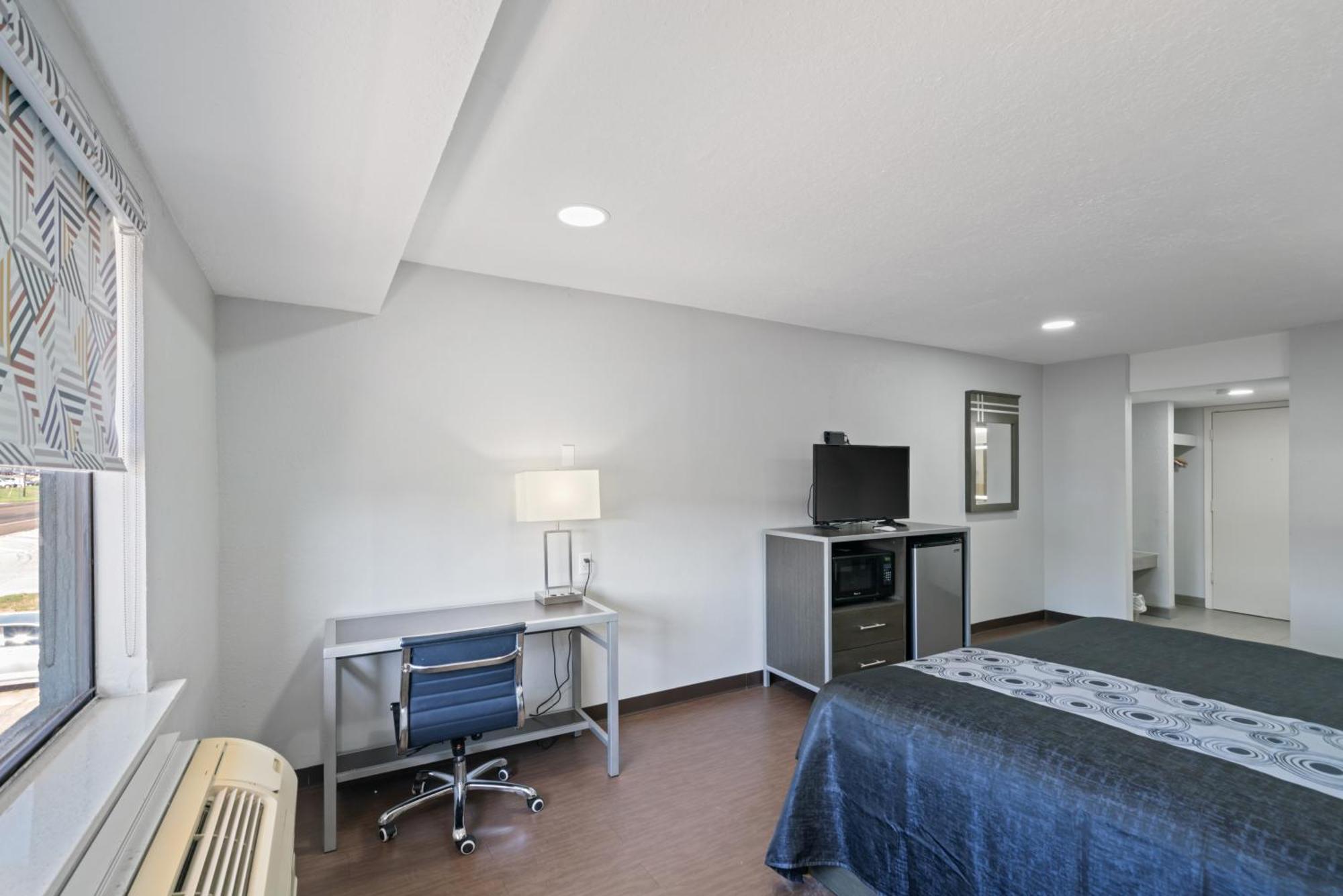Americas Best Value Inn & Suites Brenham Extérieur photo