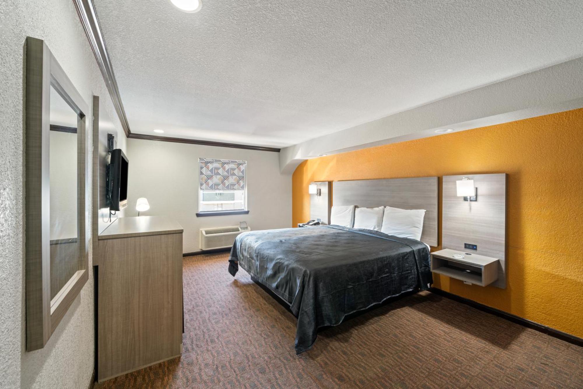 Americas Best Value Inn & Suites Brenham Extérieur photo