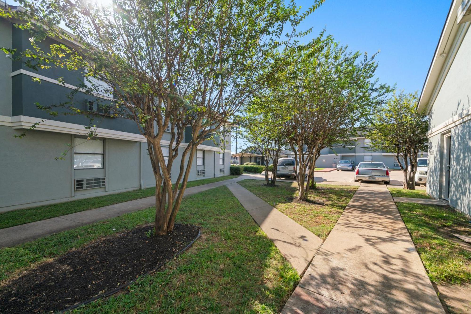 Americas Best Value Inn & Suites Brenham Extérieur photo