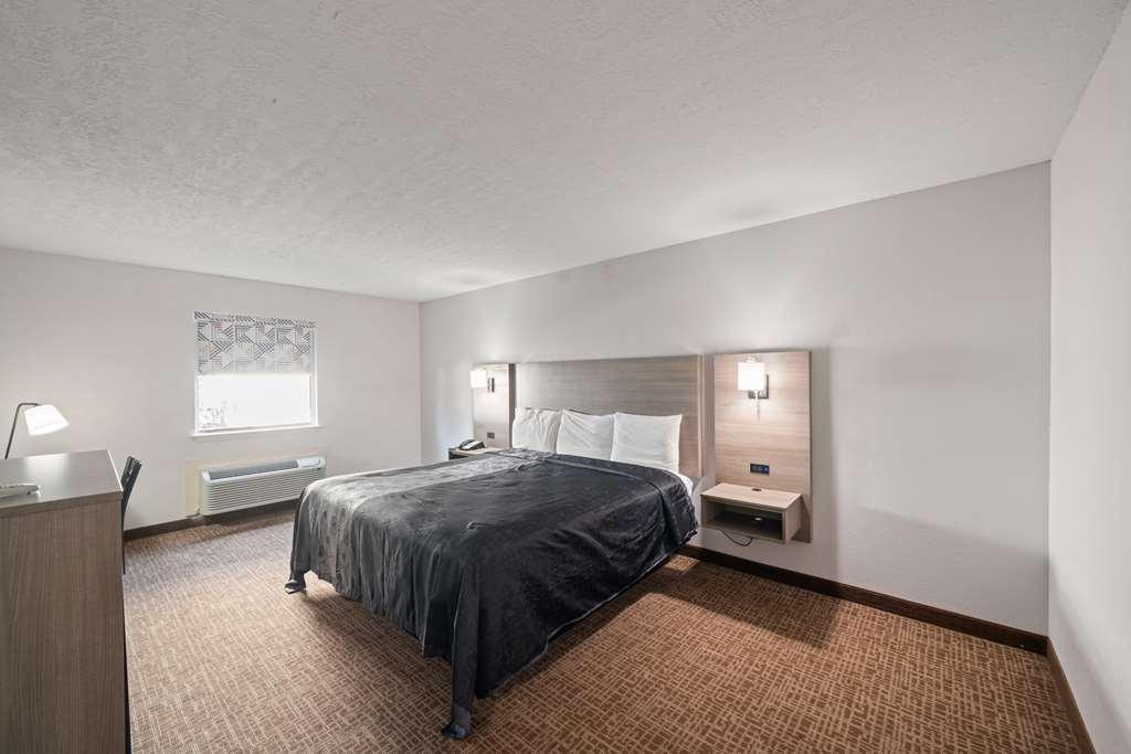 Americas Best Value Inn & Suites Brenham Chambre photo